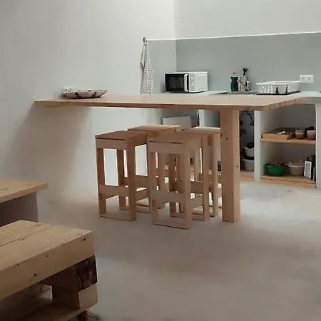 Chic & Basic Apartment